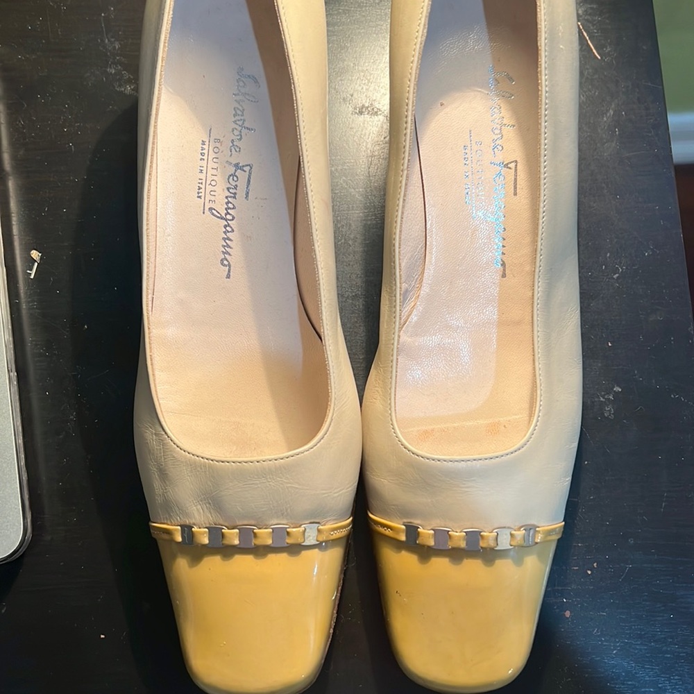 Salvatore Ferragamo Pumps